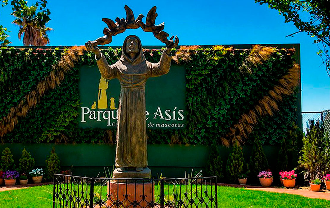 Parque de Asís – Cementerio de Mascotas - Portada del beneficio exclusivo Banco Chile